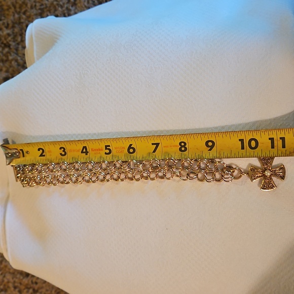 Vintage Maltese Cross With Faux Pearl Gold Tone Chain Necklace - Picture 7 of 9